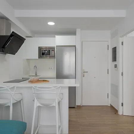 Petit Canteras Premier Apartment